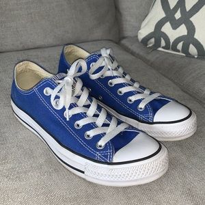 Converse Chuck Taylors Low Top